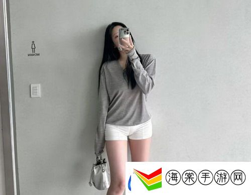 国产做受777cos：当二次元遇上现实，笑哭了无数网友的神奇体验！