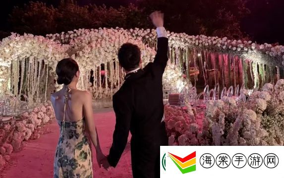 Uzi给老婆补办豪华婚礼