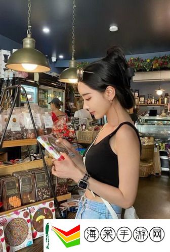 爸爸开小女儿包，网友惊呼：这操作简直是人间绝色的奇迹啊！