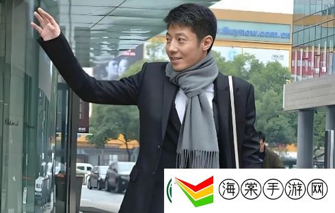 撒贝宁与王鸥现身福州