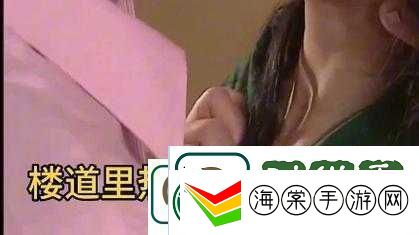 扒开小泬舌头伸进去摸出水这种行为是否合适
