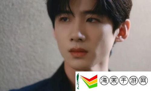 难哄看懂桑延陪温以凡玩4年游戏