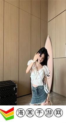 八重神子裸妆跳舞：探寻她不为人知的一面